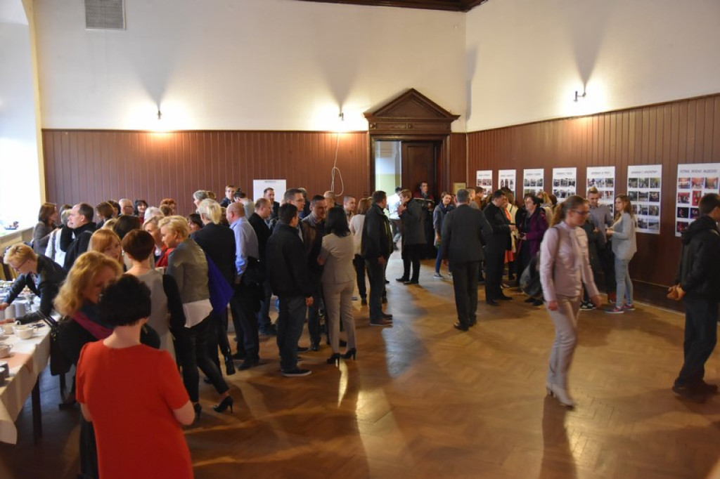 Obchody 25-lecia II LO w Brzegu - Podróż sentymentalna przez ćwierćwiecze