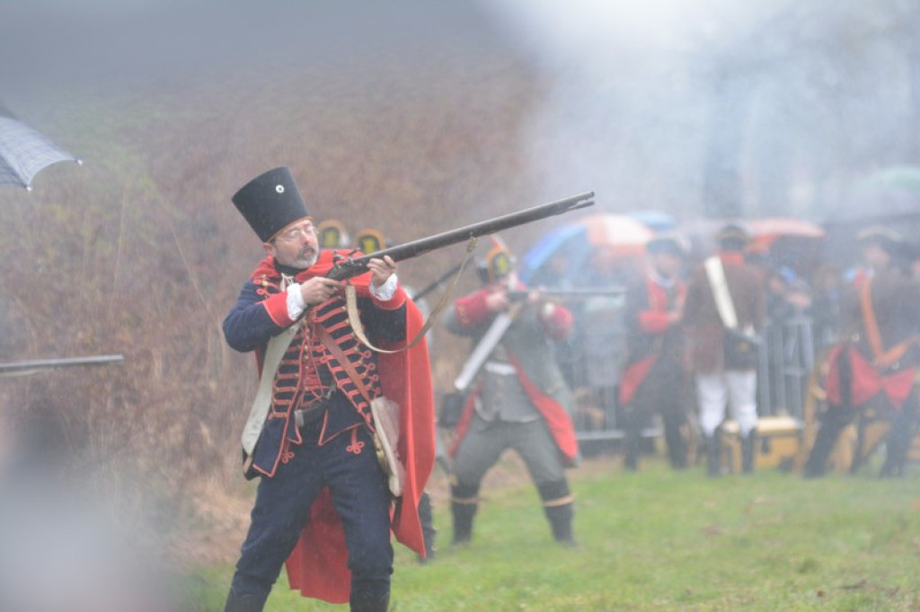 Inscenizacja bitwy pod Małujowicami [galeria zdjęć + wideo]