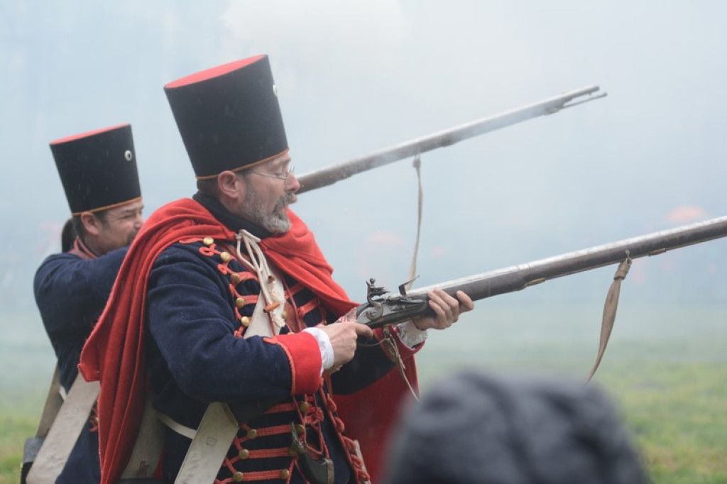 Inscenizacja bitwy pod Małujowicami [galeria zdjęć + wideo]