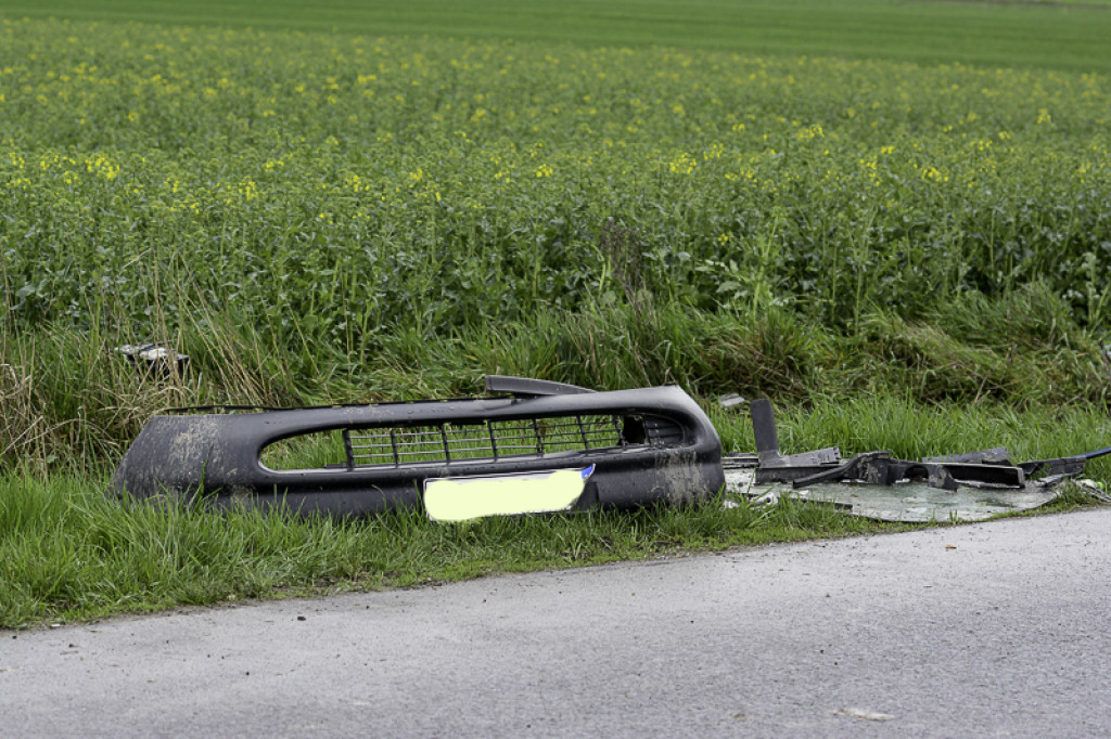 Kobieta w ciąży dachowała pod Grodkowem