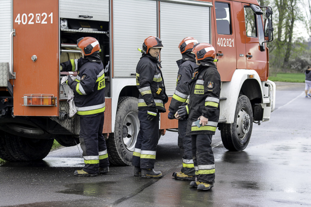Kobieta w ciąży dachowała pod Grodkowem
