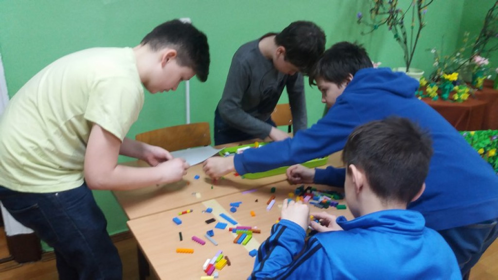 Młodzi konstruktorzy stanęli w szranki w  konkursie 