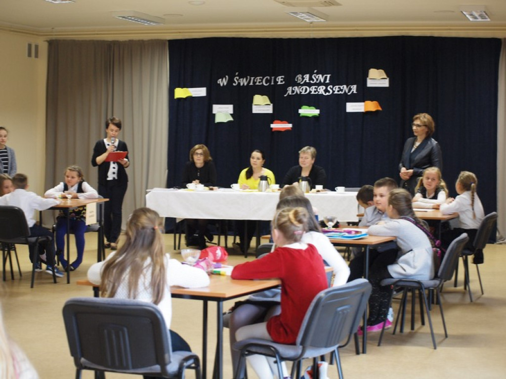 ,,W ŚWIECIE BAŚNI ANDERSENA