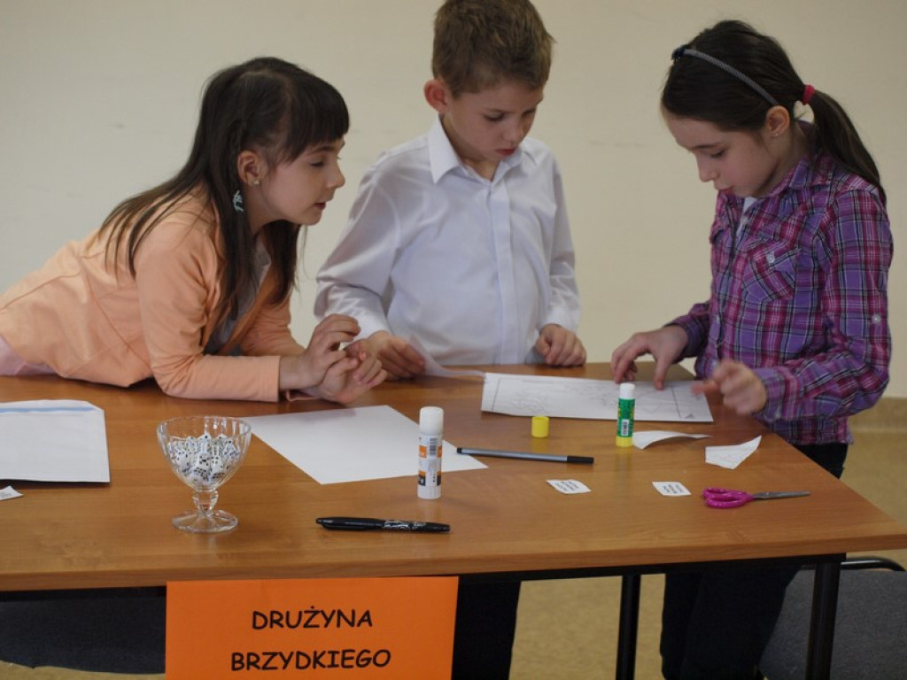 ,,W ŚWIECIE BAŚNI ANDERSENA