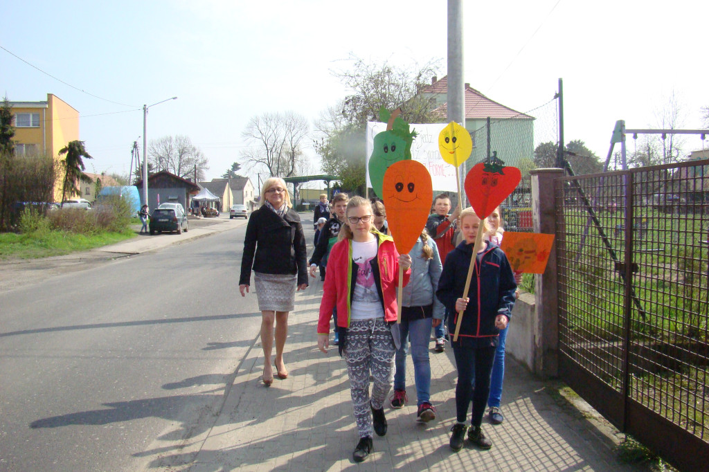 Szkoła w Mąkoszycach trzyma formę!