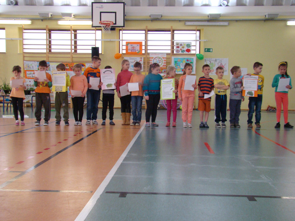 Szkoła w Mąkoszycach trzyma formę!