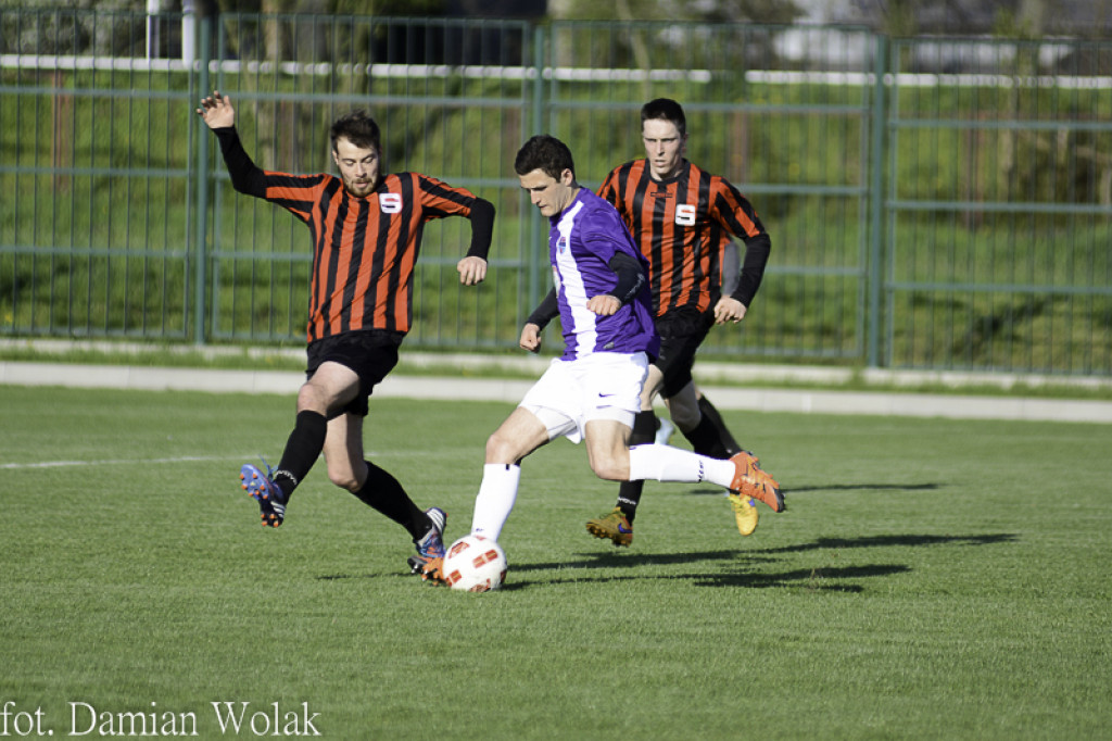 Remis w zaległym meczu. LZS KS Starowice - NKS Start Namysłów