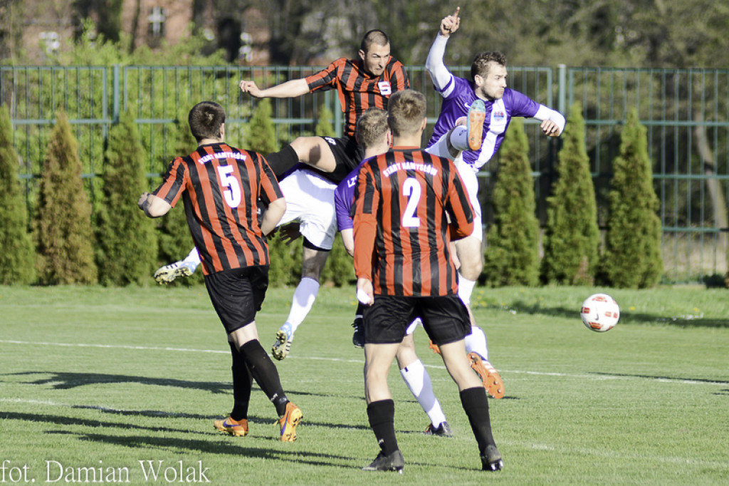 Remis w zaległym meczu. LZS KS Starowice - NKS Start Namysłów