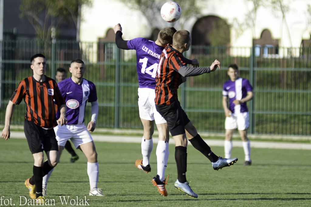 Remis w zaległym meczu. LZS KS Starowice - NKS Start Namysłów