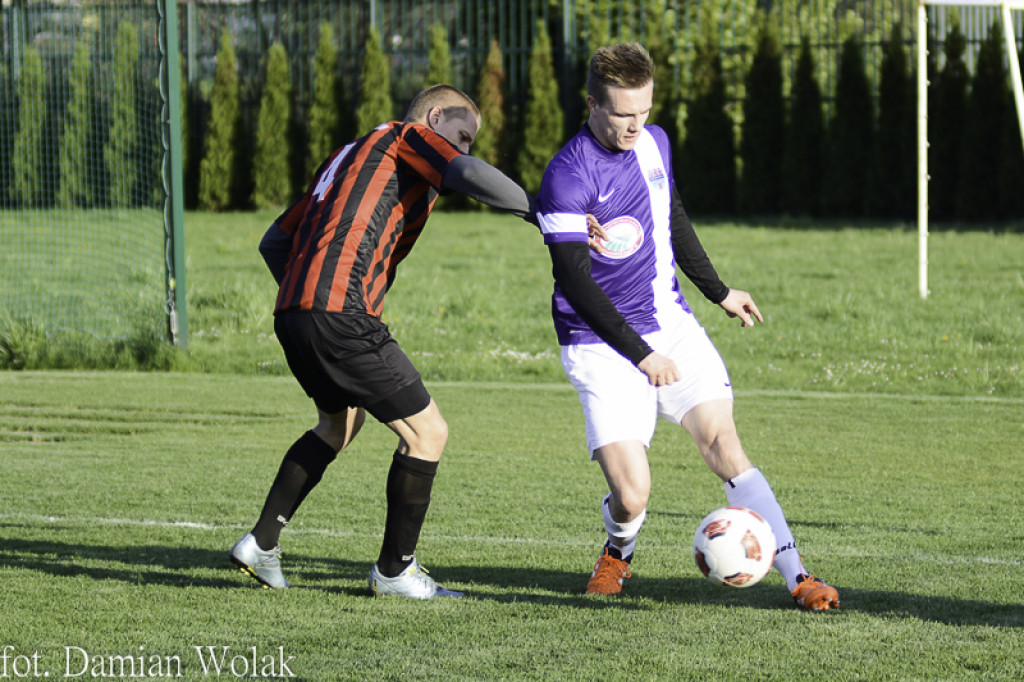 Remis w zaległym meczu. LZS KS Starowice - NKS Start Namysłów