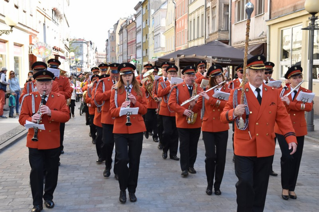 Orszak ulicami Brzegu rozpoczął 