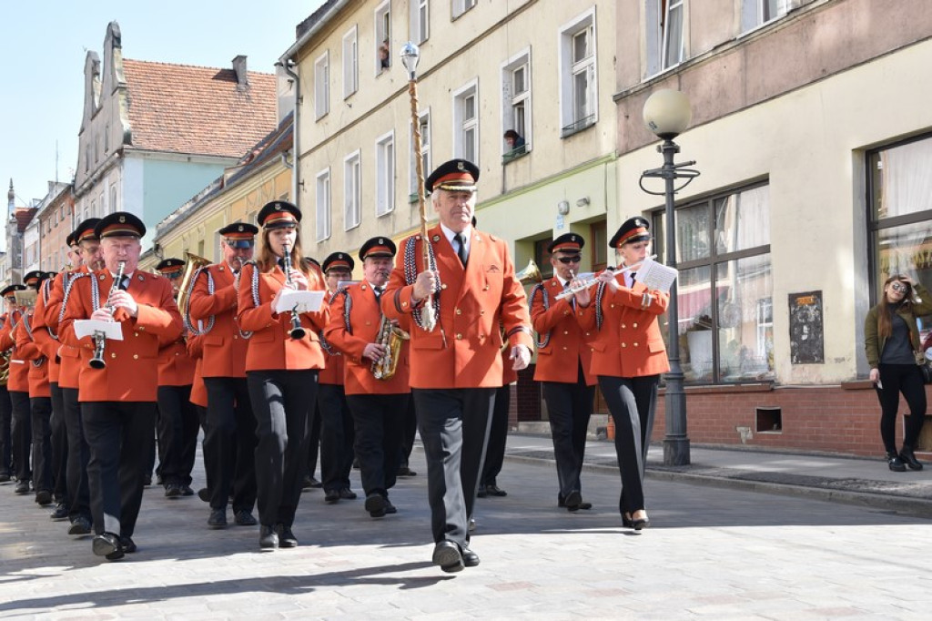 Orszak ulicami Brzegu rozpoczął 
