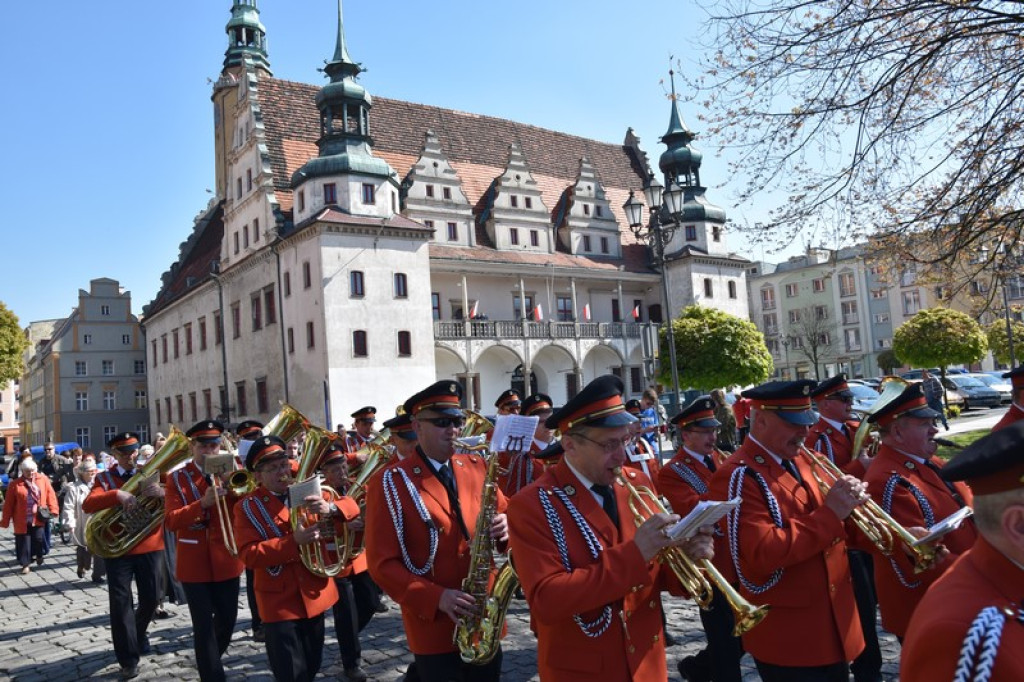 Orszak ulicami Brzegu rozpoczął 
