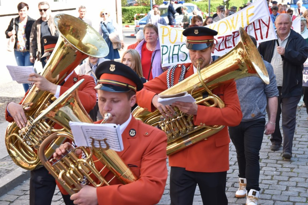 Orszak ulicami Brzegu rozpoczął 