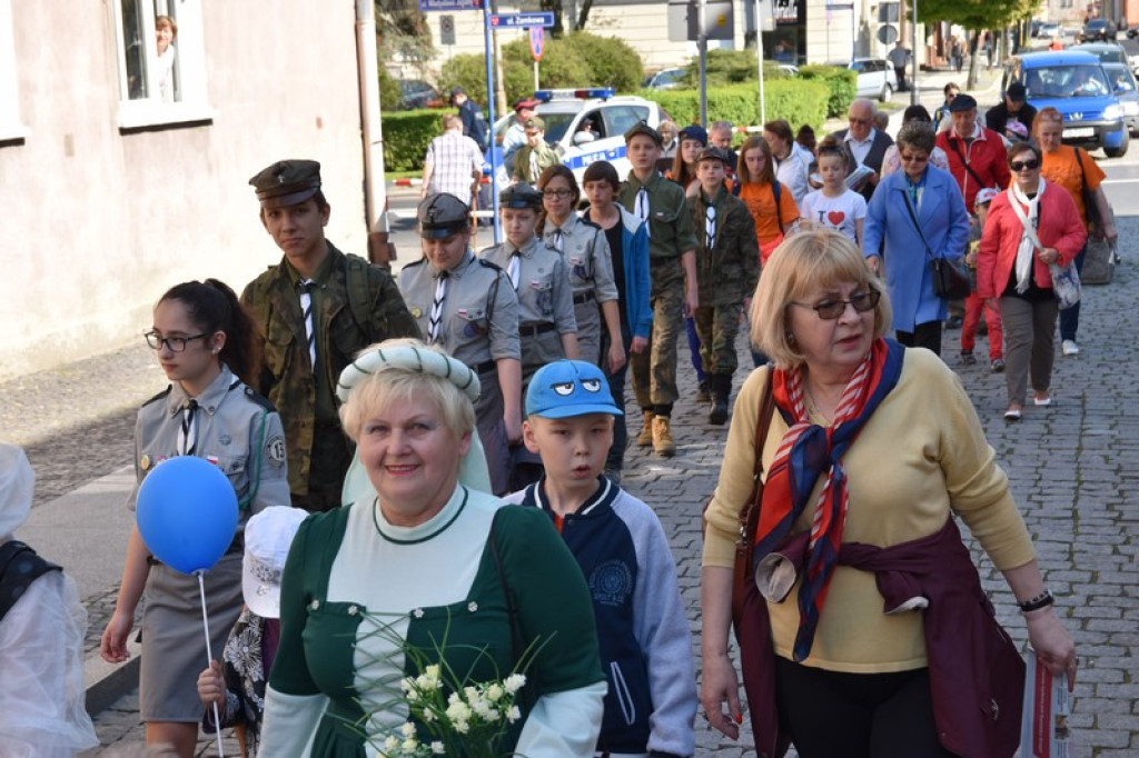Orszak ulicami Brzegu rozpoczął 