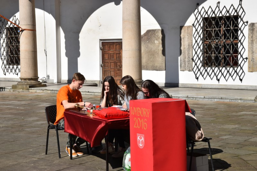 Orszak ulicami Brzegu rozpoczął 