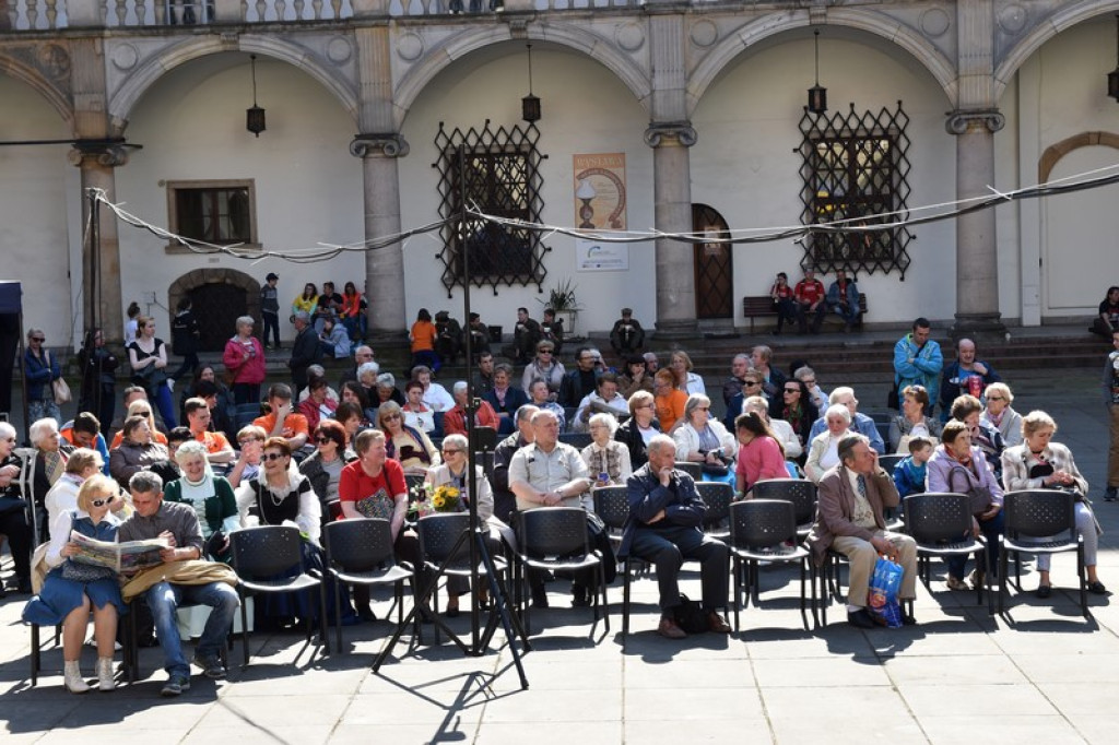 Orszak ulicami Brzegu rozpoczął 