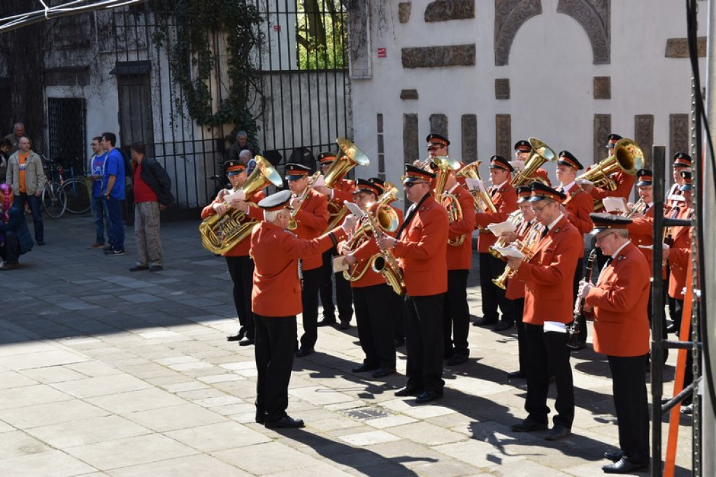 Orszak ulicami Brzegu rozpoczął 