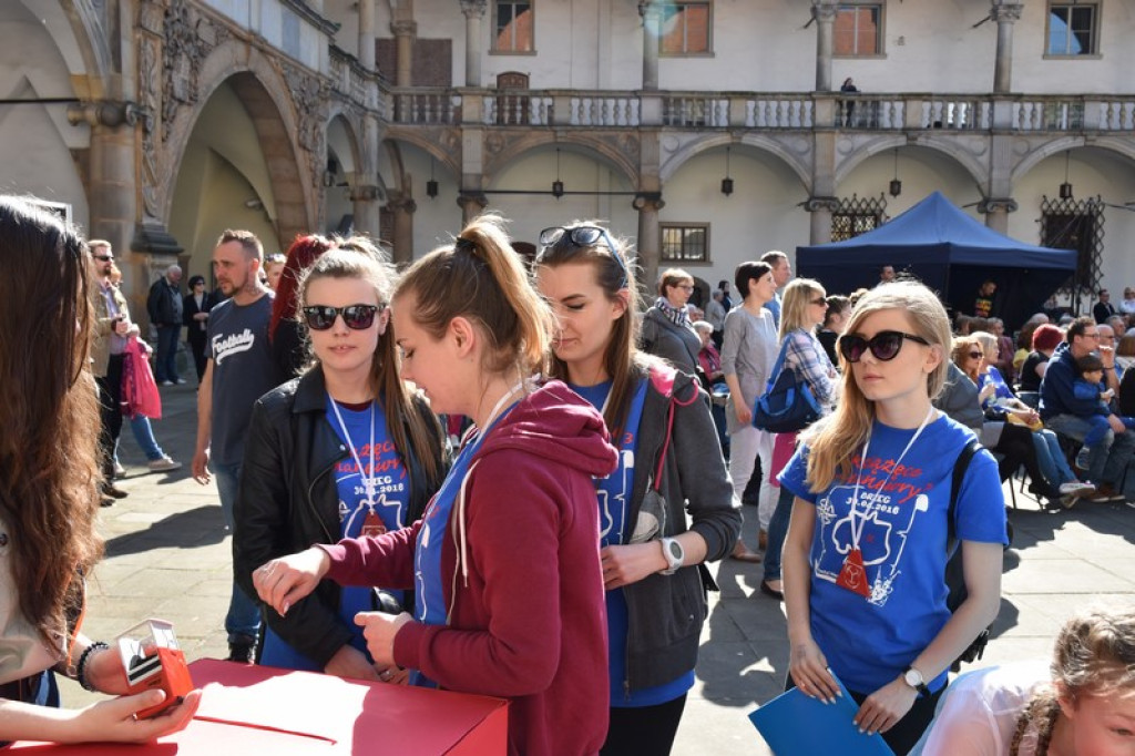 Orszak ulicami Brzegu rozpoczął 