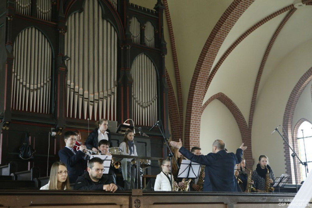 Uroczysty Dzień Strażaka w Mąkoszycach