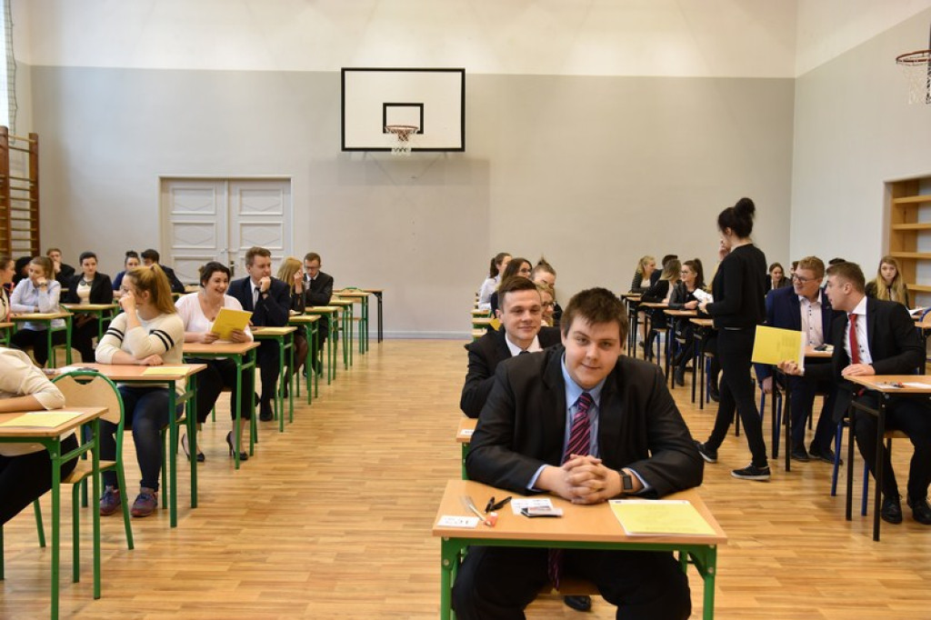 Matura 2016. Dziś matematyka i wizyta w Ekonomiku