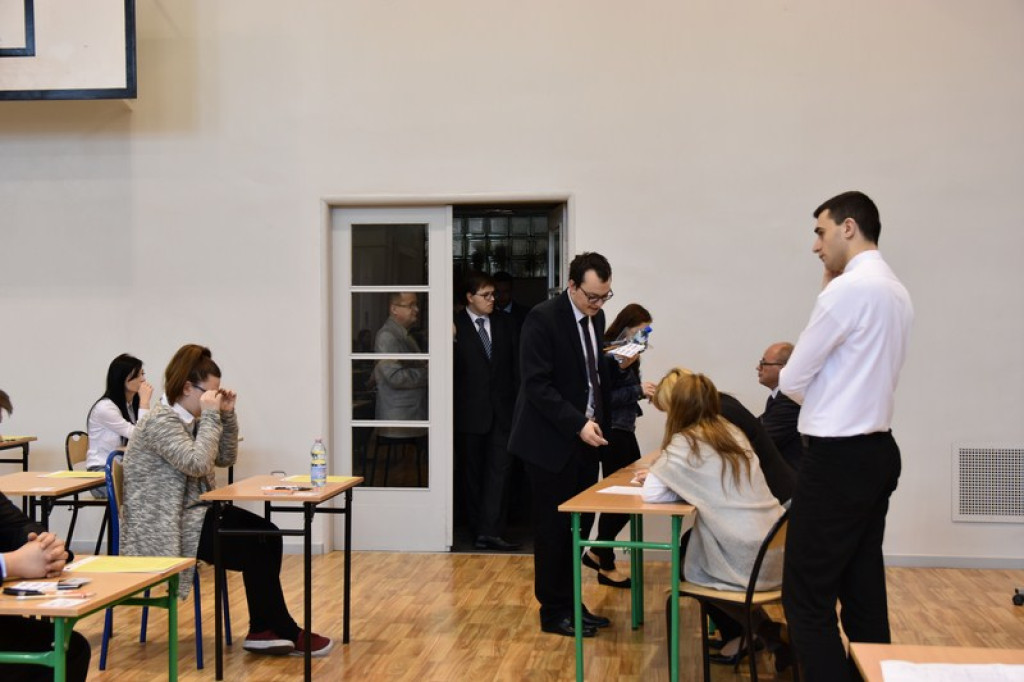 Matura 2016. Dziś matematyka i wizyta w Ekonomiku