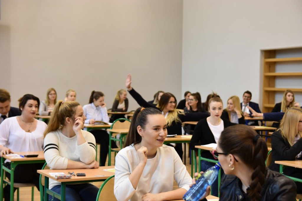 Matura 2016. Dziś matematyka i wizyta w Ekonomiku