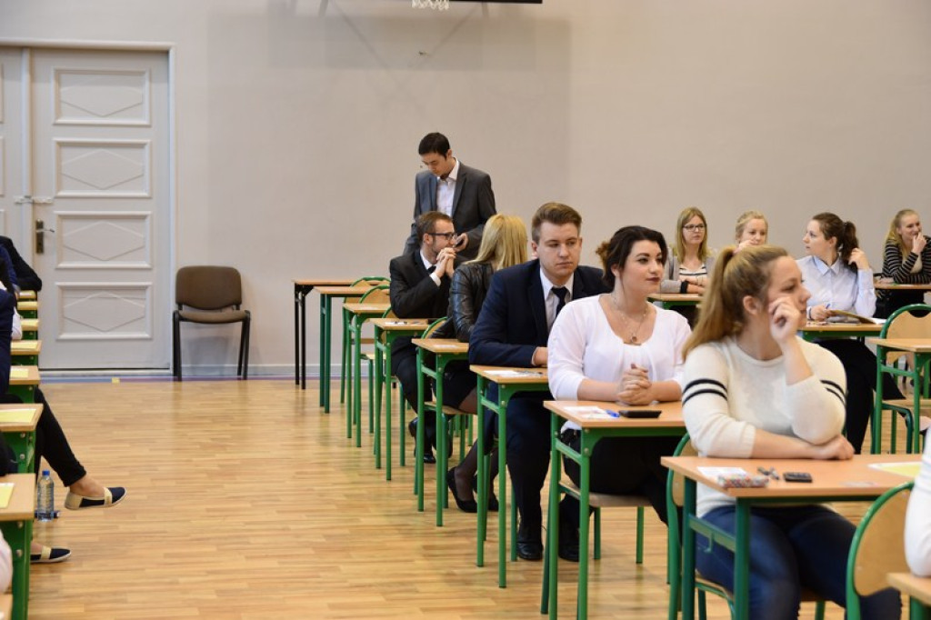 Matura 2016. Dziś matematyka i wizyta w Ekonomiku