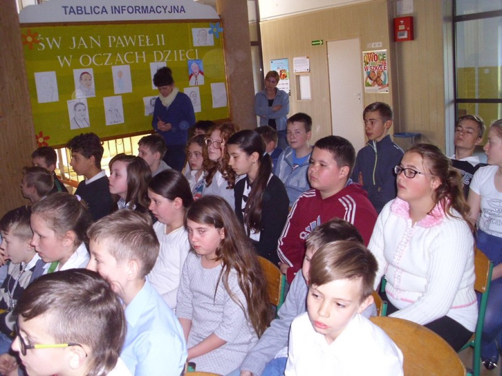 JAN PAWEŁ II - PAPIEŻ RODZINY (O uroczystych obchodach drugiej rocznicy kanonizacji Jana Pawła II w PZSP w Olszance)