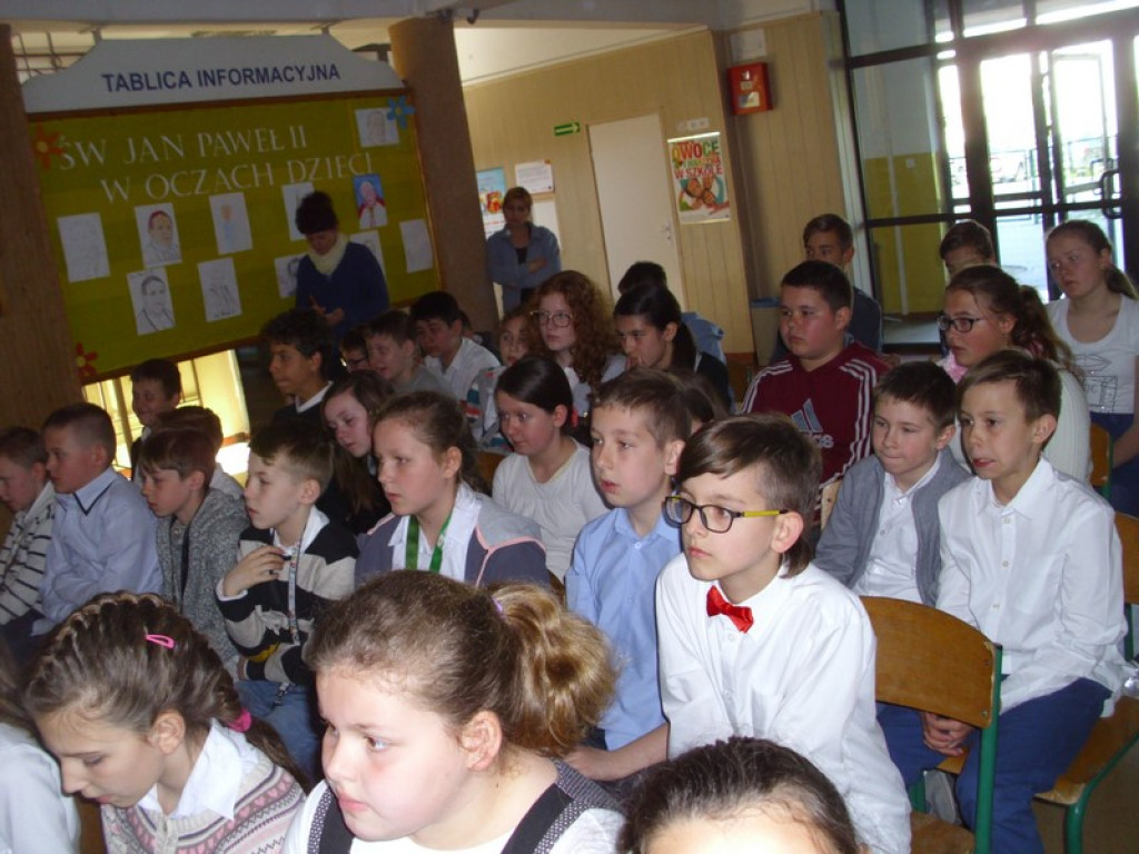 JAN PAWEŁ II - PAPIEŻ RODZINY (O uroczystych obchodach drugiej rocznicy kanonizacji Jana Pawła II w PZSP w Olszance)