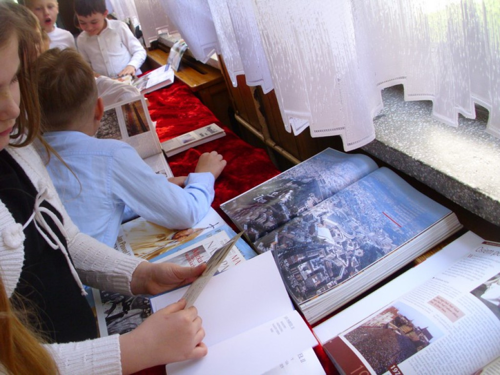 JAN PAWEŁ II - PAPIEŻ RODZINY (O uroczystych obchodach drugiej rocznicy kanonizacji Jana Pawła II w PZSP w Olszance)
