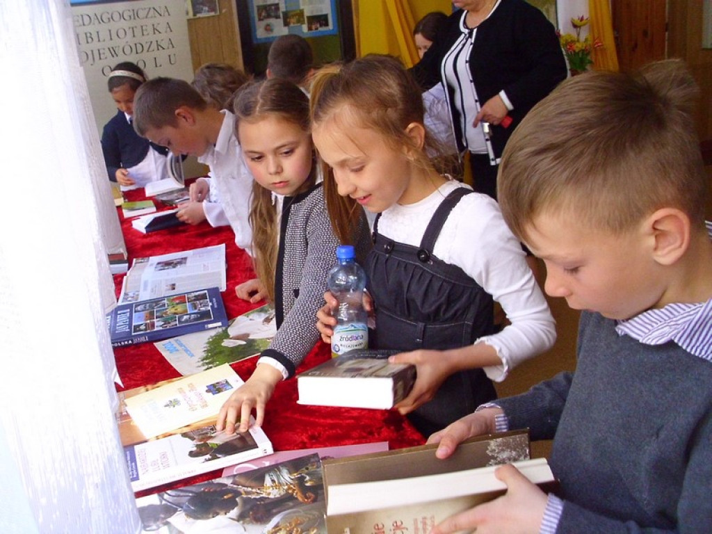 JAN PAWEŁ II - PAPIEŻ RODZINY (O uroczystych obchodach drugiej rocznicy kanonizacji Jana Pawła II w PZSP w Olszance)