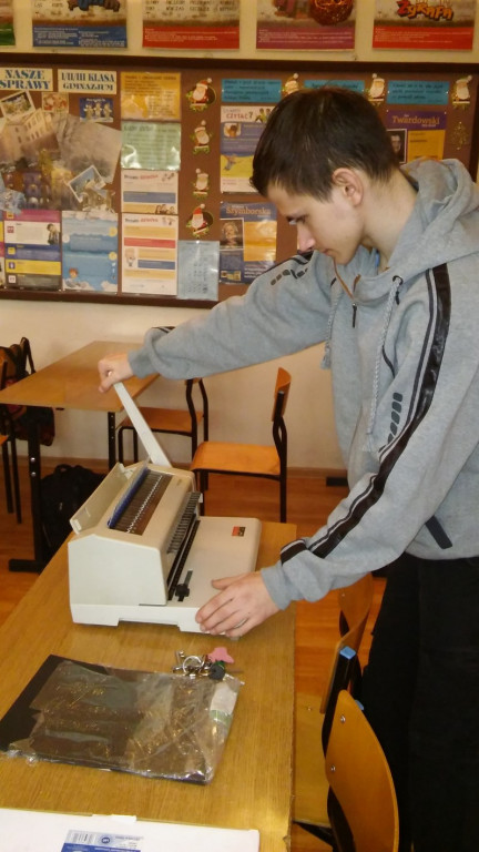 Żeby szczęśliwym być i innym szczęście dać