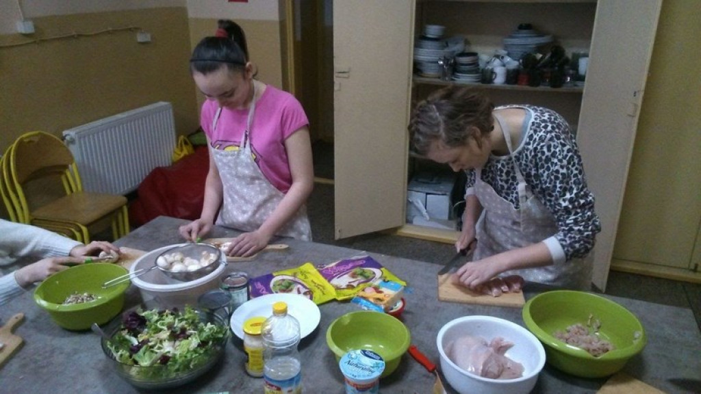 Żeby szczęśliwym być i innym szczęście dać