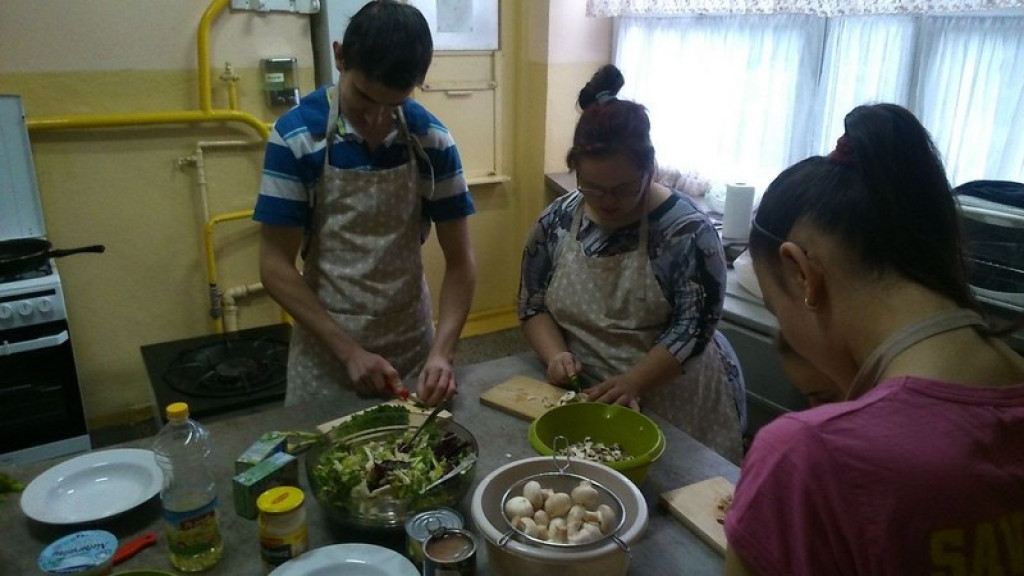 Żeby szczęśliwym być i innym szczęście dać