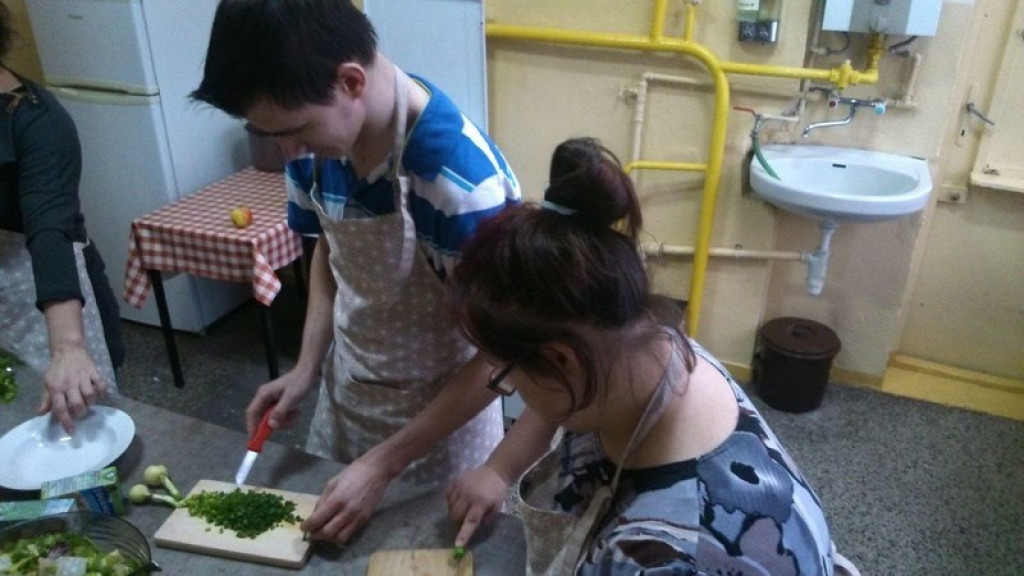 Żeby szczęśliwym być i innym szczęście dać