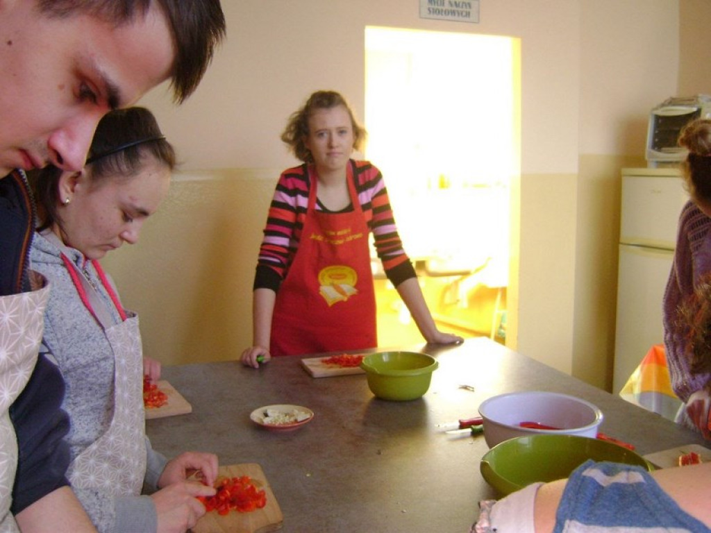 Żeby szczęśliwym być i innym szczęście dać