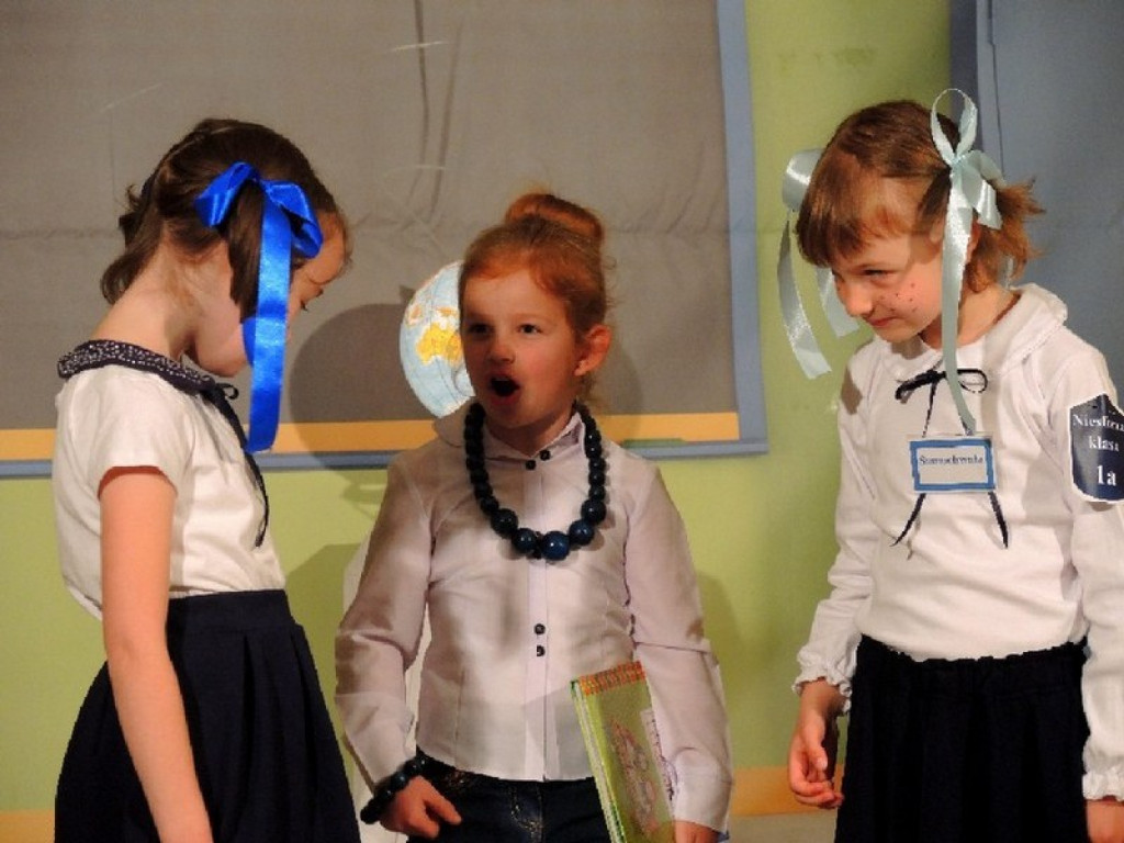 Szkolny festiwal teatrów klasowych-2016 w 