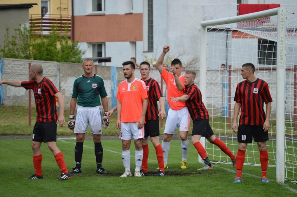 Tylko dwa punkty dzielą BTP Stal Brzeg od III ligi. IV Liga: Start Namysłów - Stal 0:1