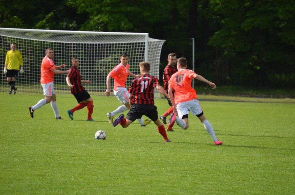 Tylko dwa punkty dzielą BTP Stal Brzeg od III ligi. IV Liga: Start Namysłów - Stal 0:1