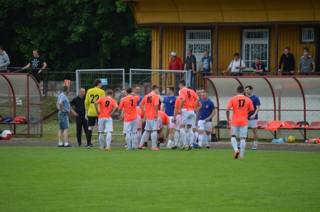 Tylko dwa punkty dzielą BTP Stal Brzeg od III ligi. IV Liga: Start Namysłów - Stal 0:1