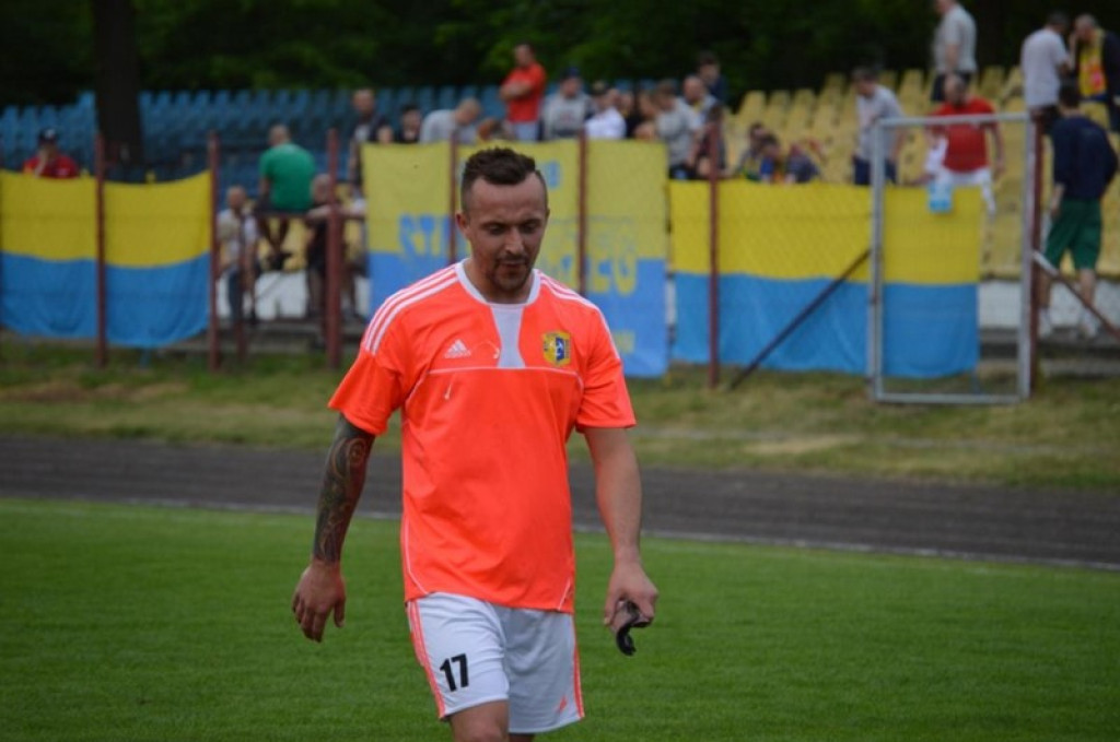 Tylko dwa punkty dzielą BTP Stal Brzeg od III ligi. IV Liga: Start Namysłów - Stal 0:1
