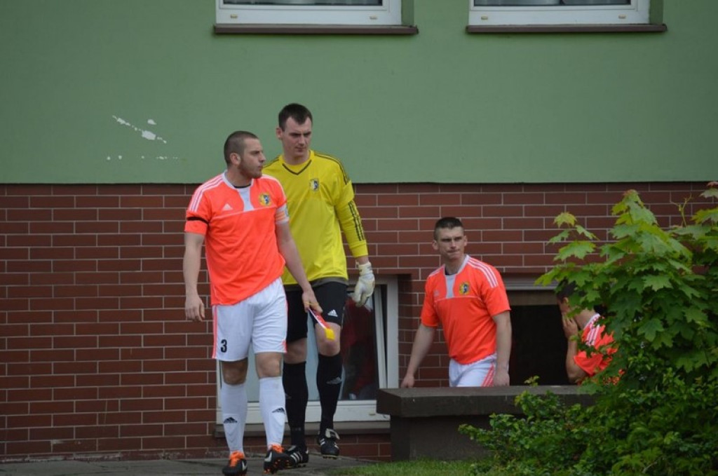 Tylko dwa punkty dzielą BTP Stal Brzeg od III ligi. IV Liga: Start Namysłów - Stal 0:1