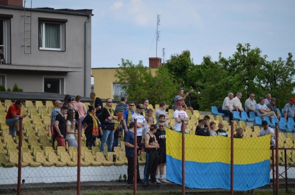Tylko dwa punkty dzielą BTP Stal Brzeg od III ligi. IV Liga: Start Namysłów - Stal 0:1