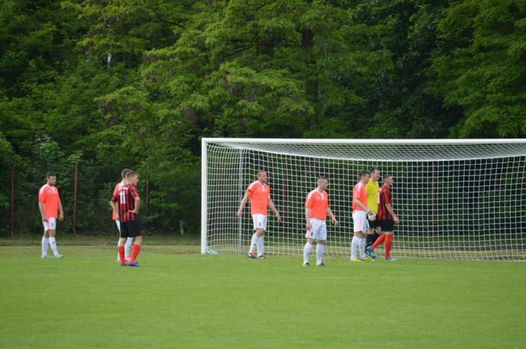 Tylko dwa punkty dzielą BTP Stal Brzeg od III ligi. IV Liga: Start Namysłów - Stal 0:1