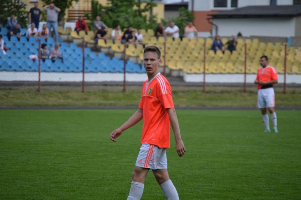 Tylko dwa punkty dzielą BTP Stal Brzeg od III ligi. IV Liga: Start Namysłów - Stal 0:1