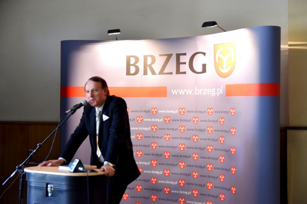 Konferencja w sprawie Muzeum Kresów w Brzegu
