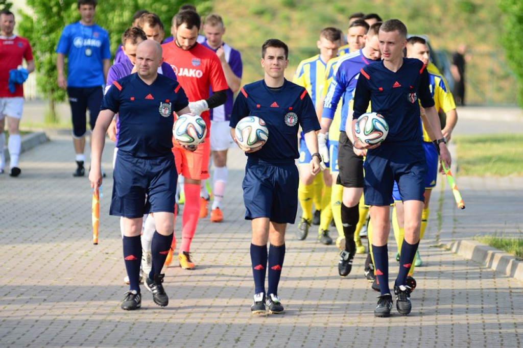 Derby powiatu brzeskiego i awans do III Ligi dla Stali Brzeg. Wygrana 3:1[relacja, zdjęcia, wideo]