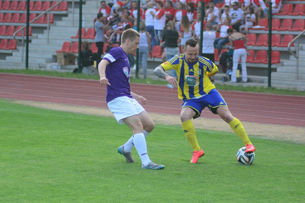 Derby powiatu brzeskiego i awans do III Ligi dla Stali Brzeg. Wygrana 3:1[relacja, zdjęcia, wideo]