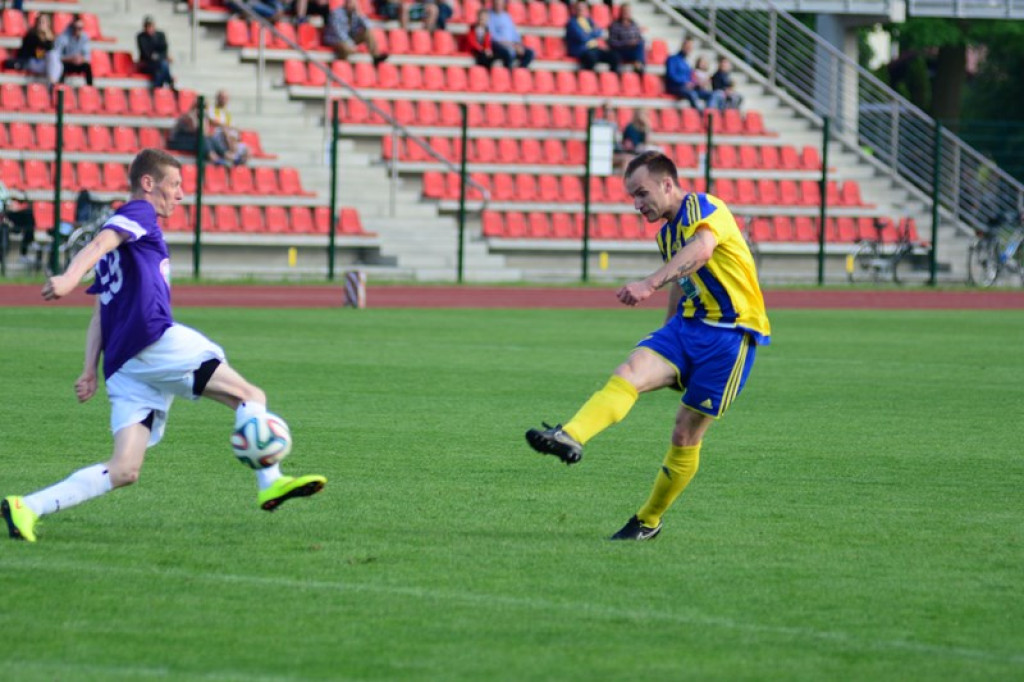 Derby powiatu brzeskiego i awans do III Ligi dla Stali Brzeg. Wygrana 3:1[relacja, zdjęcia, wideo]